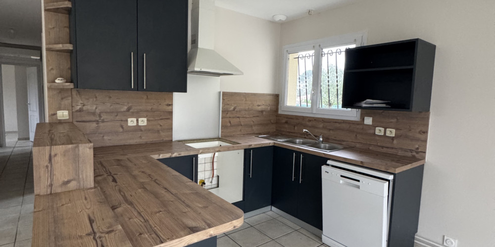 maison à ST PIERRE DU MONT (40280)